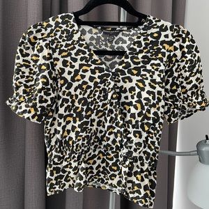 Leopard print v-neck blouse